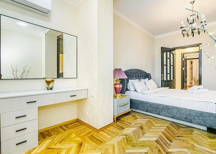 Fountain Square Baku Apartment